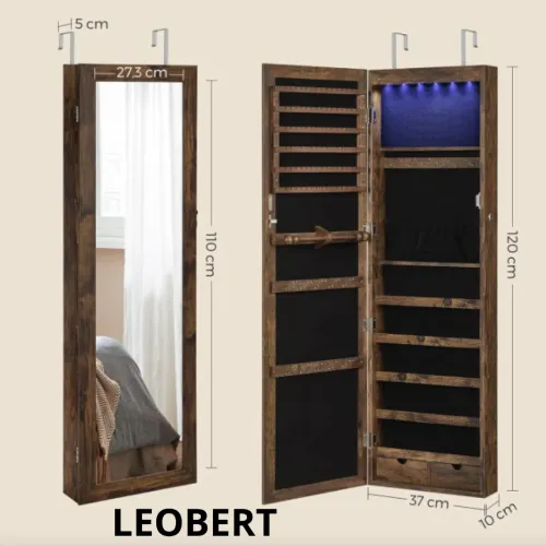 Велике дзеркало для зручної примірки